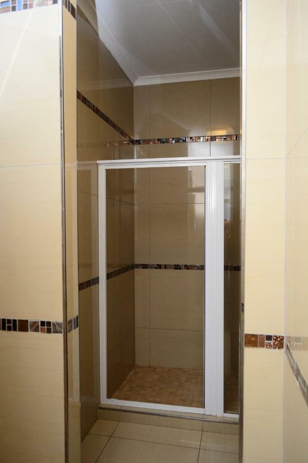 דורבן Tudor House Hotel מראה חיצוני תמונה
